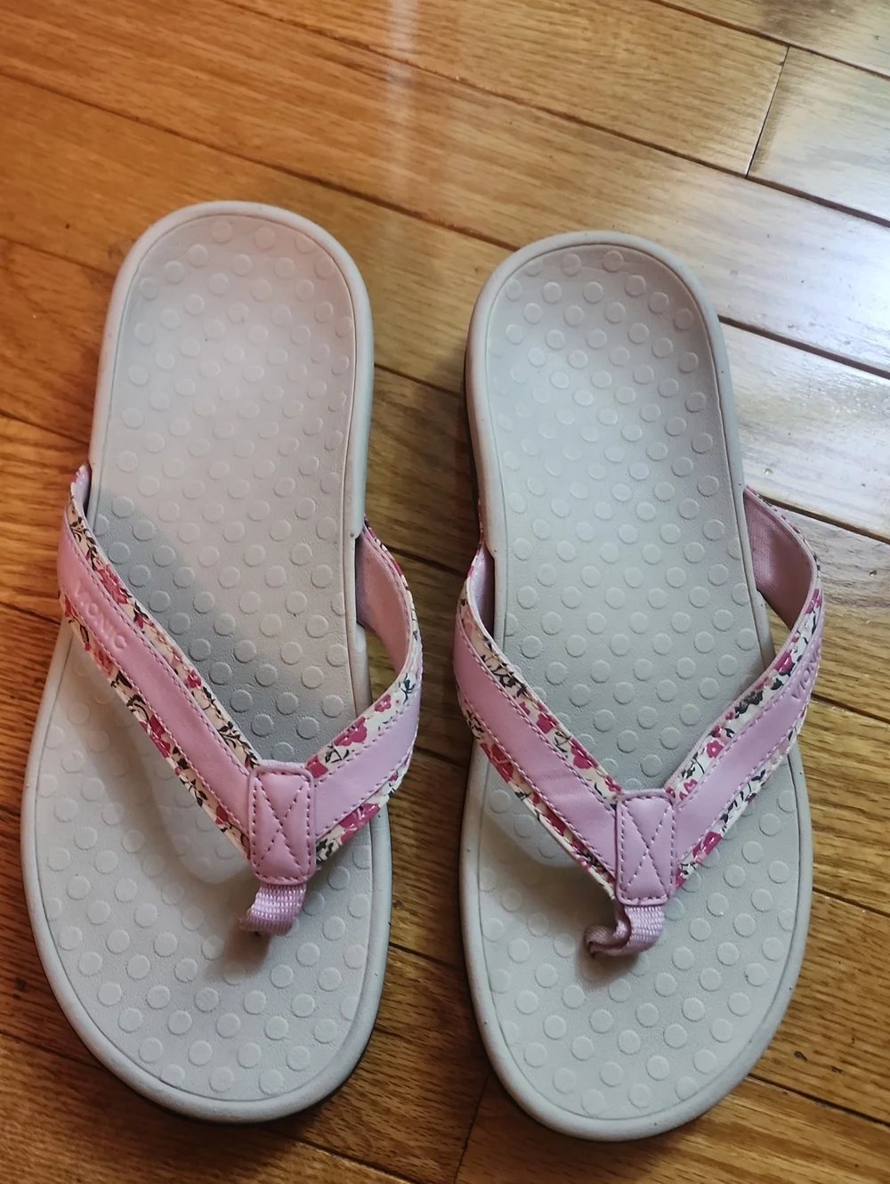 NWOT!! Vionic Tide Orthheel Pink Floral Strap Flip Flop Sandals